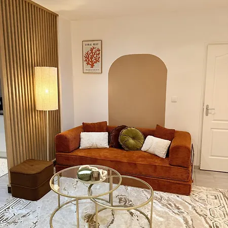 Apartment Le Temps D'un Souffle, Parenthese Elegante Au Coeur De Avec Terrasse Privee Tourcoing